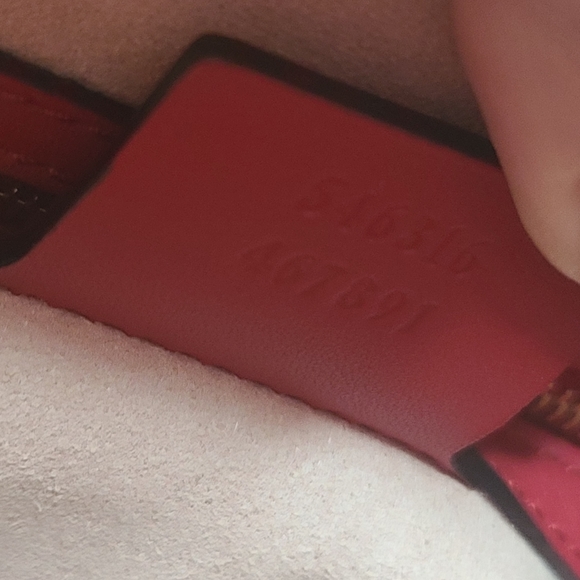 Gucci GG Supreme Monogram Blooms Tote - Picture 9 of 15